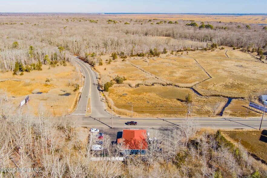 More Photos Of 905 E Bay Ave, Manahawkin Freestanding For Sale