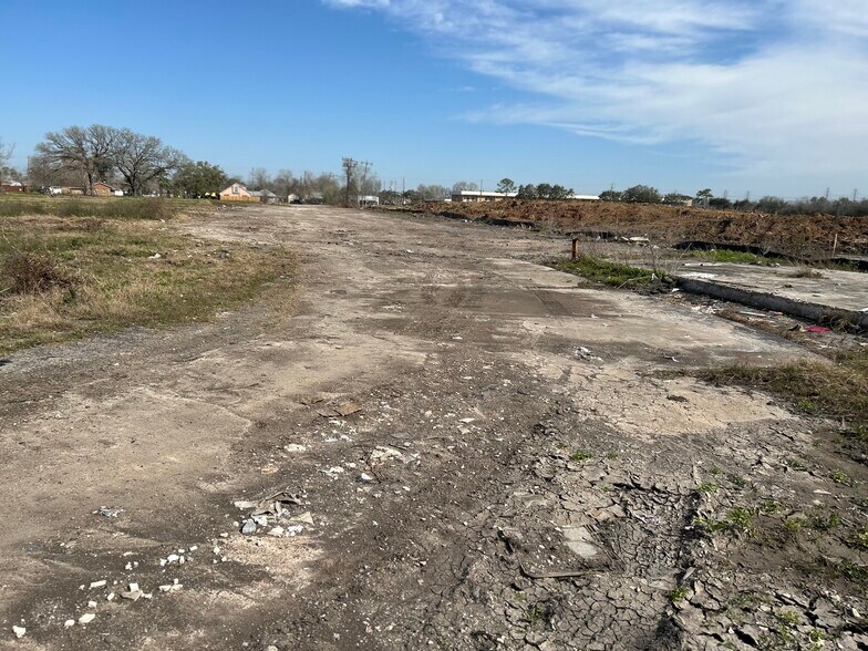 More Photos Of 5638 Selinsky Rd, Houston Land For Sale