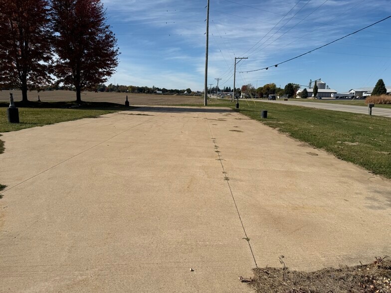 More Photos Of 11379 US Highway 20 E, Stockton Storefront Retail Office For Sale