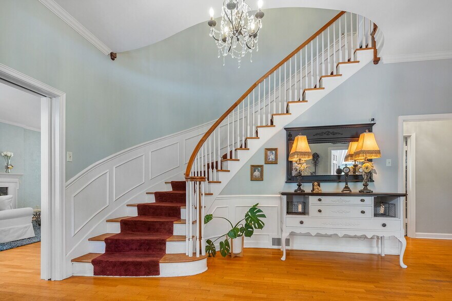 More Photos Of 1320 S Albert Pike Ave, Fort Smith Hospitality For Sale