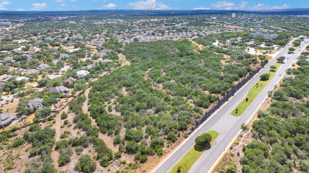 More Photos Of Stone Oak Pky @ Hardy Oak, San Antonio Land For Sale