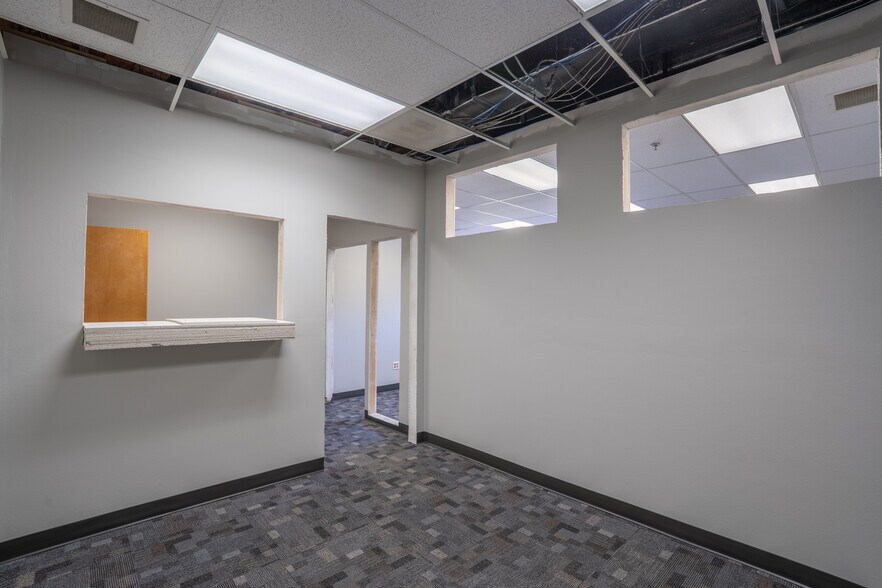 More Photos Of 3403 W 7th Ave, Eugene Manufacturing For Lease