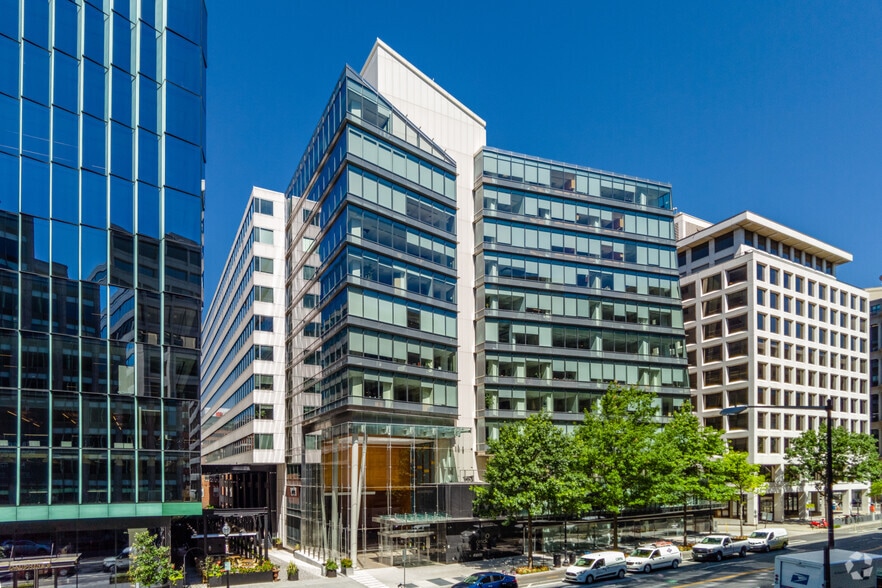 More Photos Of 1152 15th St NW, Washington Office For Lease