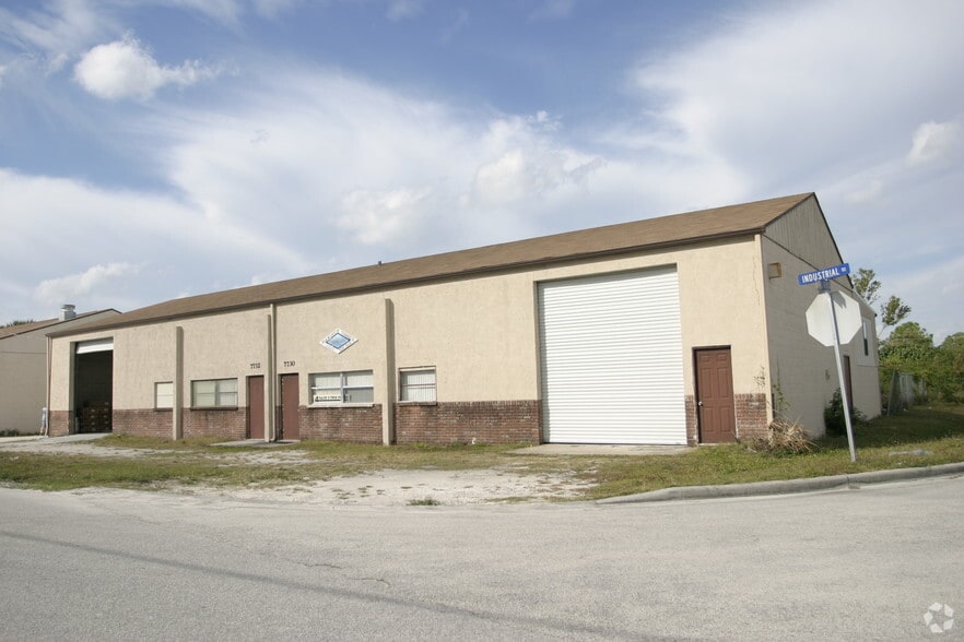 More Photos Of 7734 Industrial Rd, Melbourne Warehouse For Lease