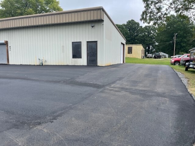 More Photos Of 803 Rickert St, Statesville Warehouse For Sale