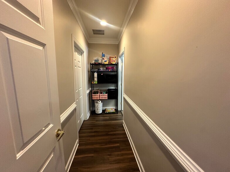 More Photos Of 2450 Atlanta Hwy, Cumming Office For Lease