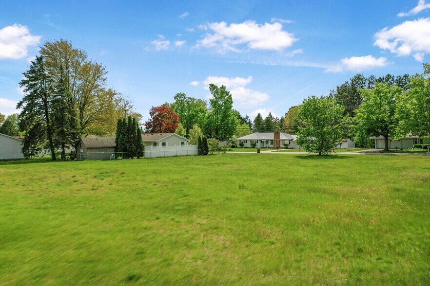 More Photos Of 415 N Main St, Lake City Land For Sale