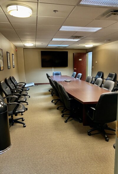 More Photos Of 3855 N Ocoee St, Cleveland Office For Sale