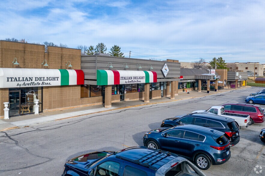 More Photos Of 6500-6620 Martway St, Mission Unknown For Lease