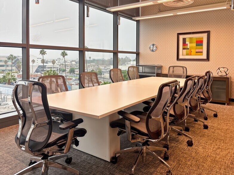 More Photos Of 5250 Lankershim Blvd, North Hollywood Coworking Space