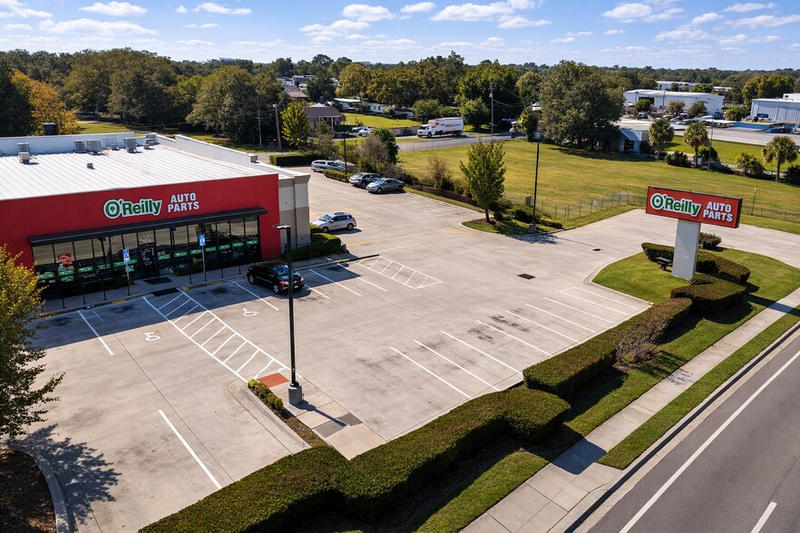 More Photos Of 13100-13150 W Colonial Dr, Winter Garden Freestanding For Sale