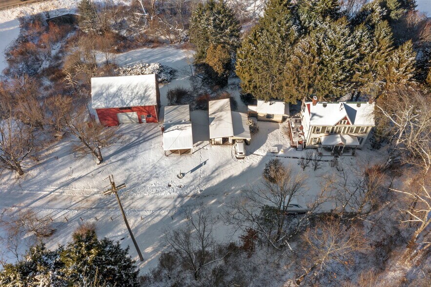 More Photos Of 118 Saltarka Ln, Zelienople Specialty For Sale