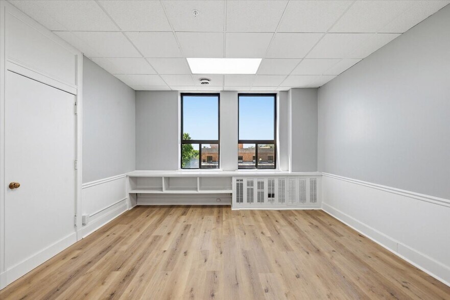 More Photos Of 500 Willow Ave, Council Bluffs Office For Lease