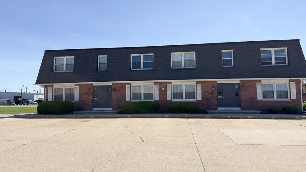 More Photos Of 2 Michael St, Streator Apartments For Sale