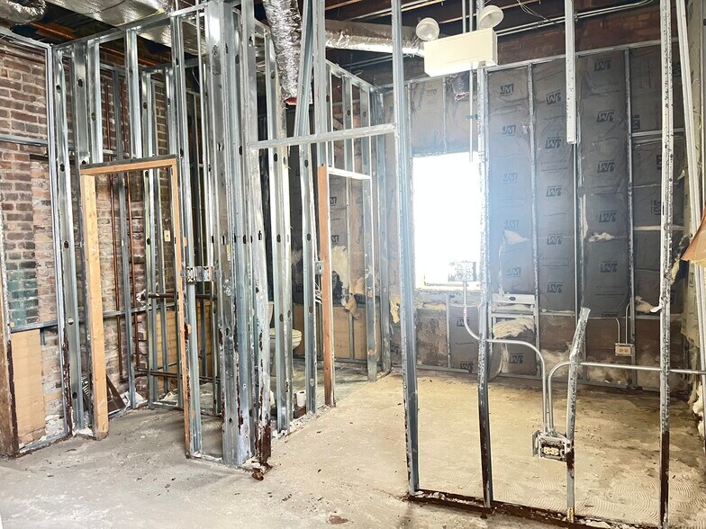 More Photos Of 10019 S Western Ave, Chicago General Retail For Sale