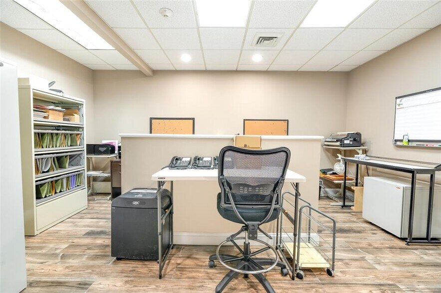 More Photos Of 37-14 13th St, Long Island City Warehouse For Sale