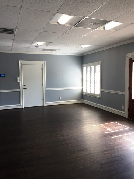 More Photos Of 4130 Spicewood Springs Rd, Austin Loft Creative Space For Lease
