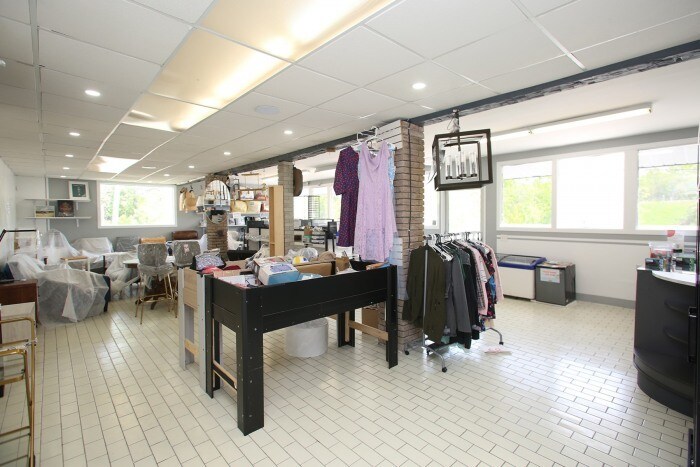 More Photos Of 9 Bridge St, Kawartha Lakes General Retail For Sale