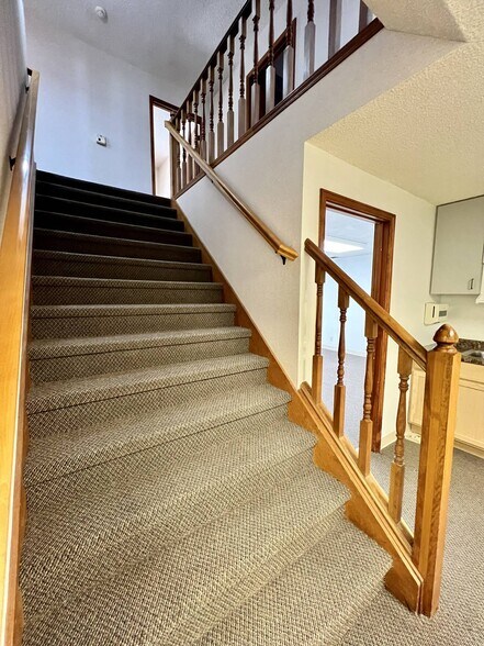 More Photos Of 4015 SW 21st St, Topeka Coworking Space