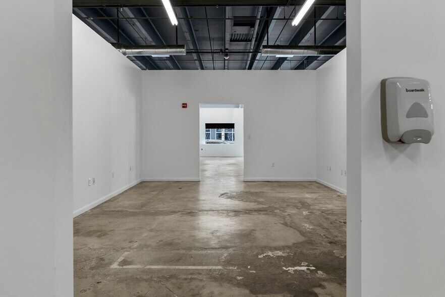 More Photos Of 2750 NW 3rd Ave, Miami Storefront Retail Office For Lease