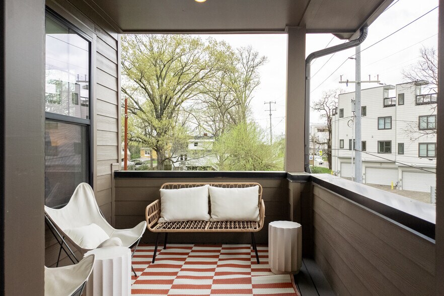 More Photos Of 1233 Lischey Ave, Nashville Apartments For Sale