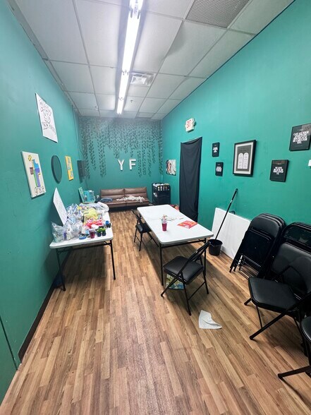 More Photos Of 3001-3061 S Sheridan Rd, Tulsa Unknown For Lease