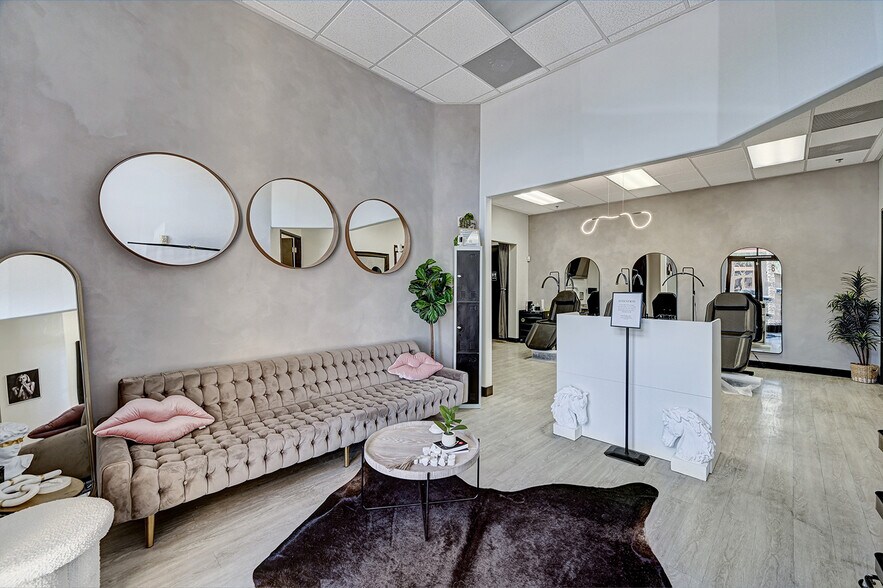 More Photos Of 6123 S Rainbow Blvd, Las Vegas Office For Sale