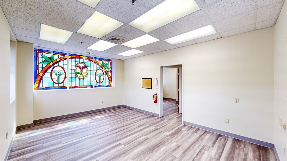 More Photos Of 15-01 Broadway, Fair Lawn Medical For Sale