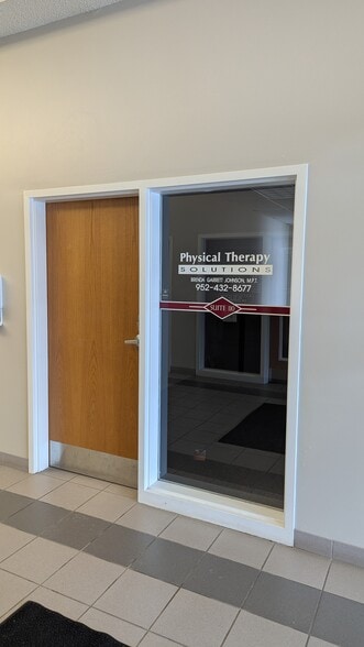 More Photos Of 13786 Frontier Ct, Burnsville Office For Sale