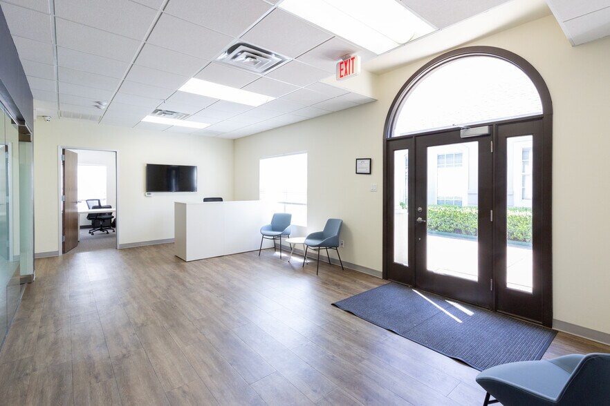 More Photos Of 5156 Village Creek Dr, Plano Medical For Sale