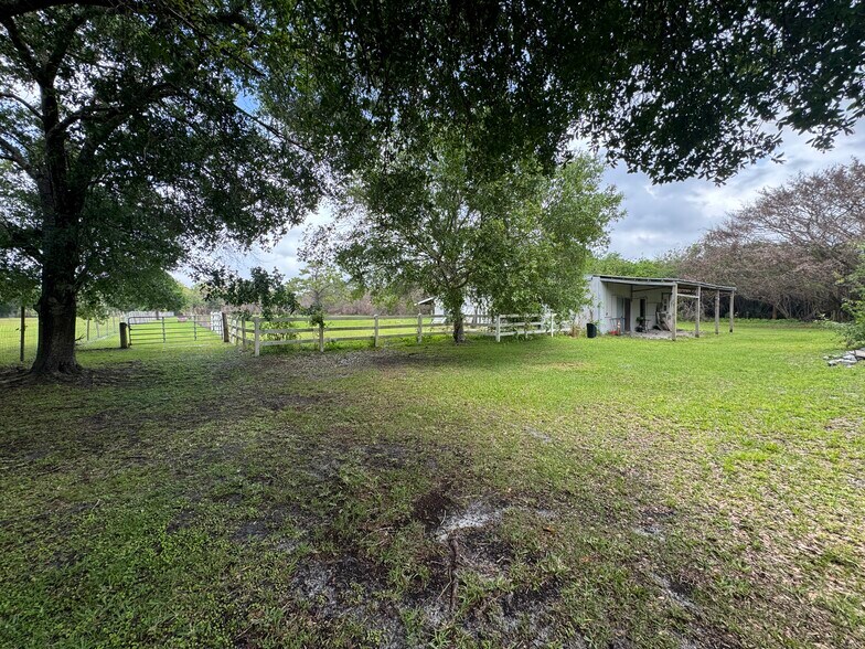More Photos Of 6310 41st St, Vero Beach Land For Sale