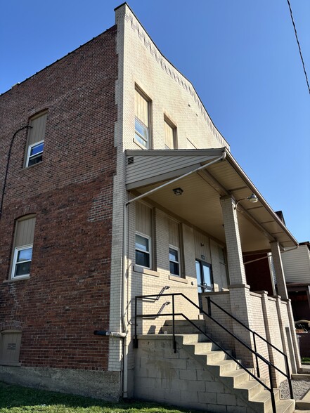 Primary Photo Of 236-240 W 6th Ave, Tarentum Apartments For Sale