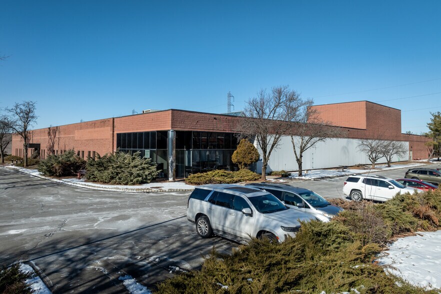 Primary Photo Of 240 Circle Dr N, Piscataway Manufacturing For Sale