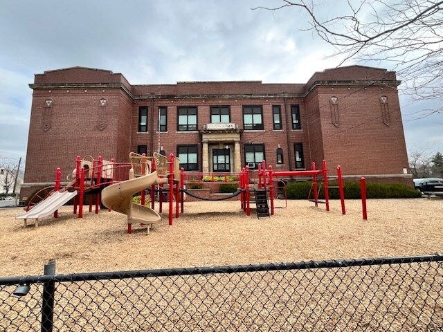 Primary Photo Of 602 Plum St, Painesville Schools For Sale