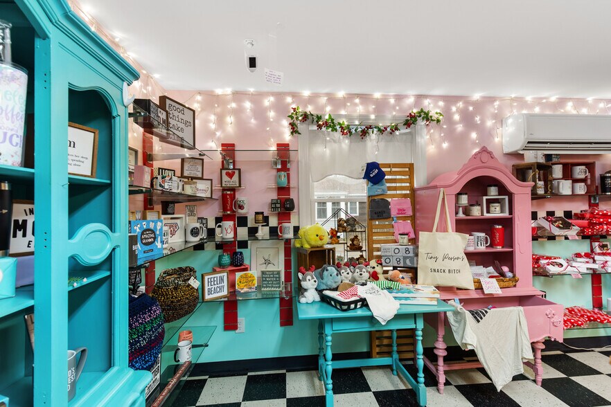 More Photos Of 5030 State Hwy, Eastham Freestanding For Sale