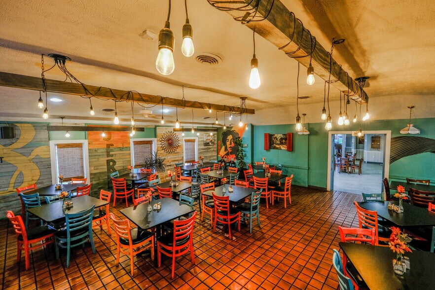 More Photos Of 865 John Marshall Hwy, Front Royal Restaurant For Sale