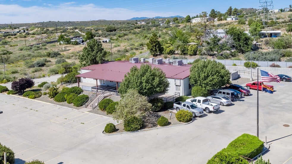 More Photos Of 10456 S Highway 69, Mayer Restaurant For Lease