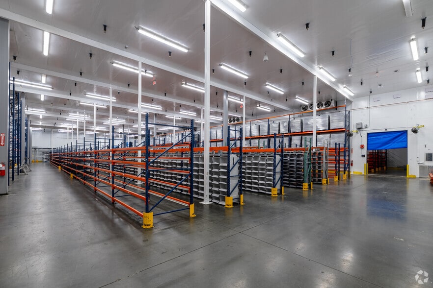 More Photos Of 7413 Cushing Rd, Manassas Refrigeration Cold Storage For Lease