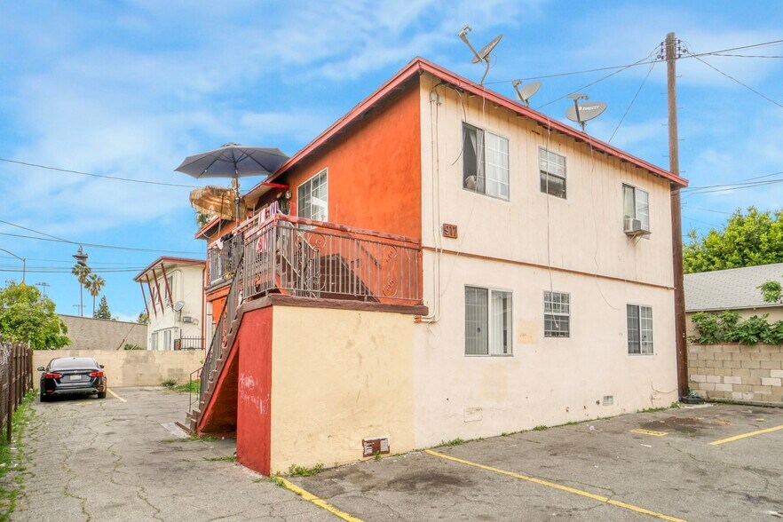More Photos Of 917-919 N Ardmore Ave, Los Angeles Apartments For Sale