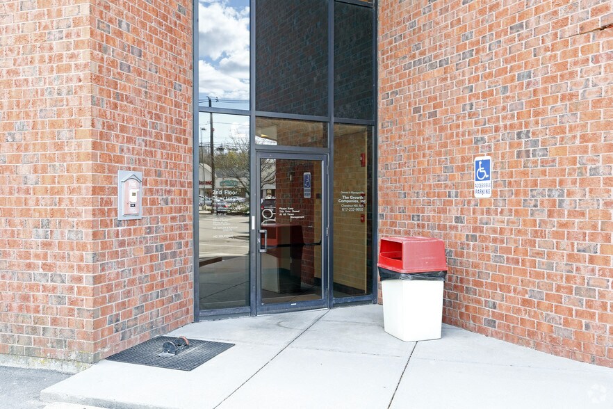 More Photos Of 1077 Lexington St, Waltham Office For Lease