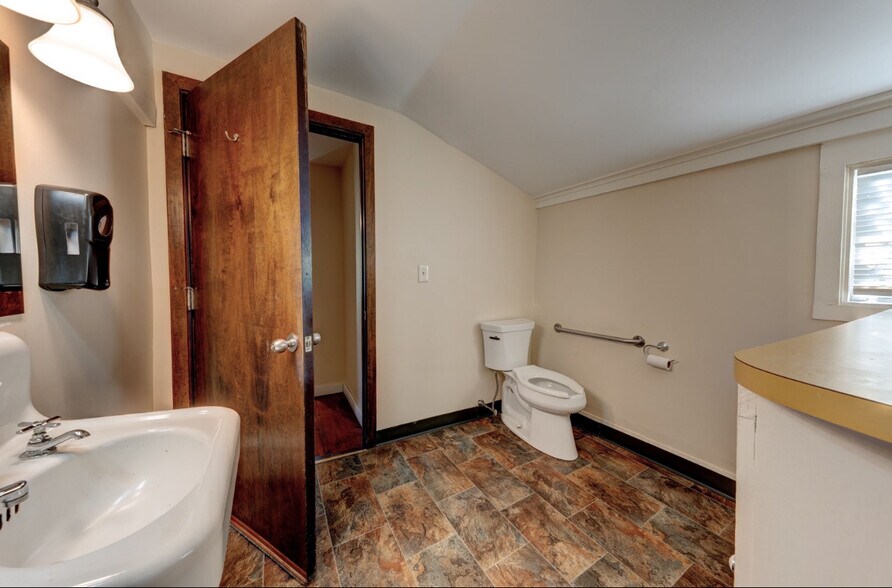 More Photos Of 141 Dowd Ave, Canton Medical For Sale