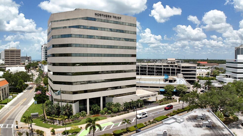 More Photos Of 1515 Ringling Blvd, Sarasota Office For Lease