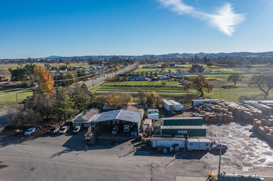 More Photos Of 3809 Stony Point Rd, Santa Rosa Service For Sale