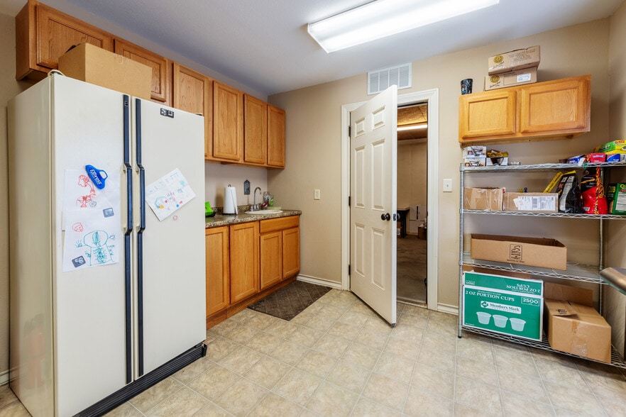 More Photos Of 10630 Private Road 1310, Wolfforth Industrial For Sale