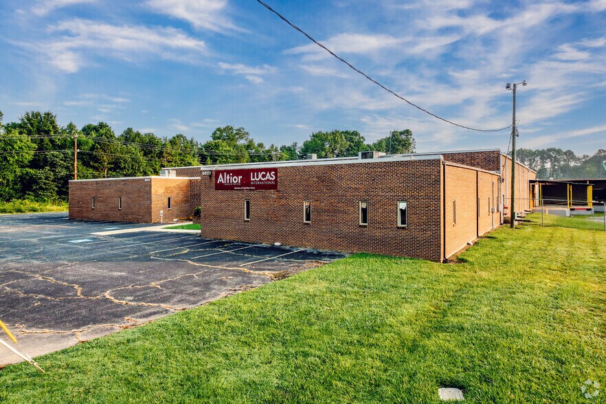 More Photos Of 6027 Stitt St, Monroe Warehouse For Lease