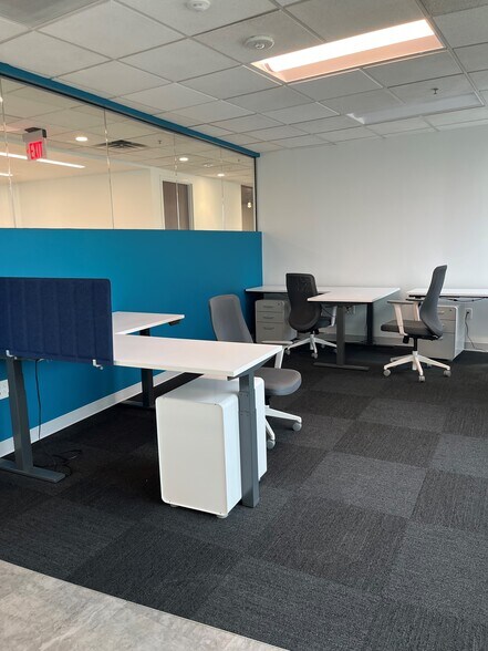 More Photos Of 135 Corporate Centre Dr, Scott Depot Office For Lease