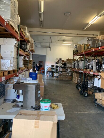 More Photos Of 716-718 Frederick St, Santa Cruz Flex For Sale