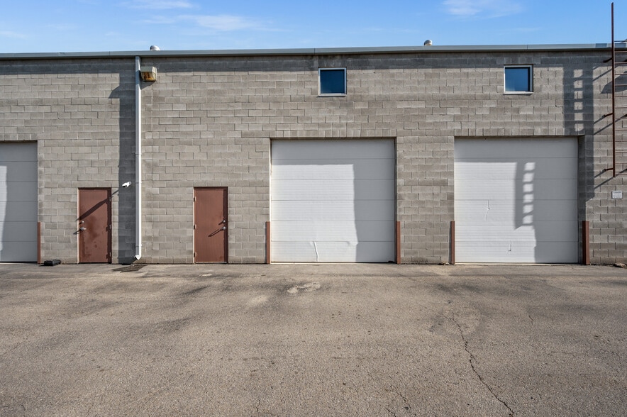 More Photos Of 6708-6732 S Airport Rd, West Jordan Warehouse For Lease