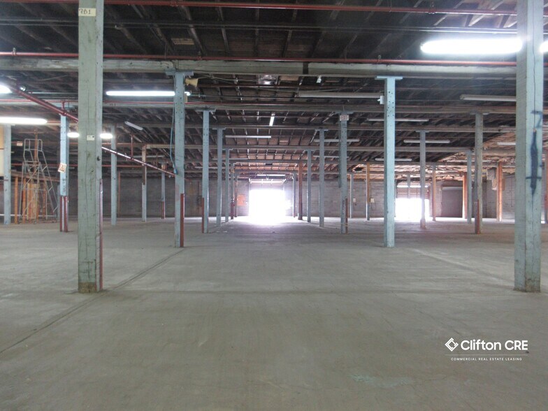 More Photos Of 185 Van Winkle Ave, Hawthorne Warehouse For Lease