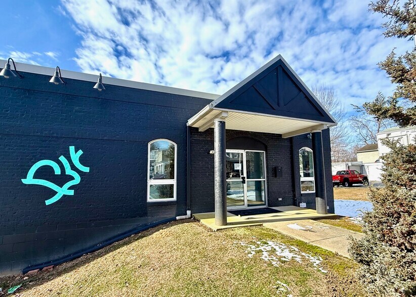 More Photos Of 624 S Prince St, Lancaster Flex For Sale